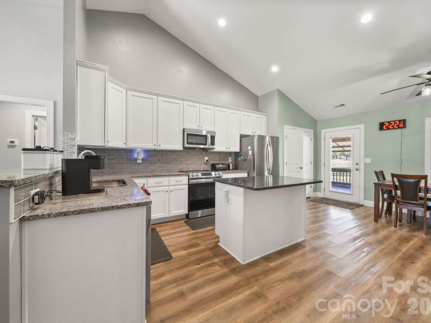 5311 Flint Ridge Church Road, Marshville, NC 28103.  MLS# CAR4371335, YatesRealty ID 25606. 
