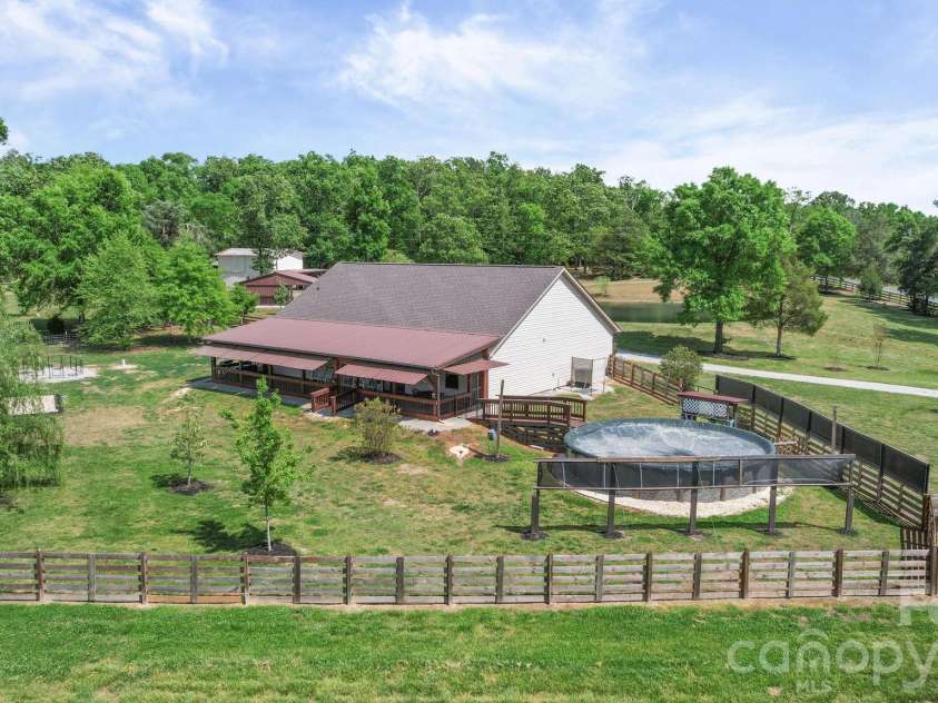 5311 Flint Ridge Church Road, Marshville, NC 28103.  MLS# CAR4371335, YatesRealty ID 25606. 