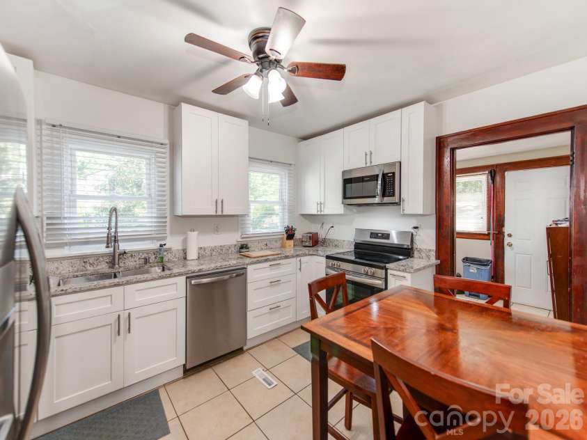 734 Tanglewood Drive, Salisbury, NC 28144.  MLS# CAR4428213, YatesRealty ID 25607. 