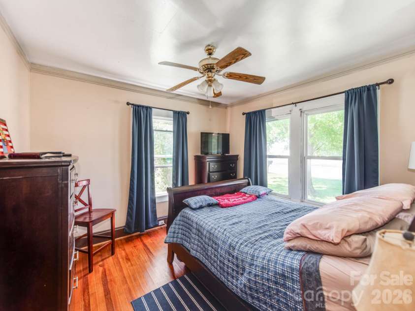 734 Tanglewood Drive, Salisbury, NC 28144.  MLS# CAR4428213, YatesRealty ID 25607. 