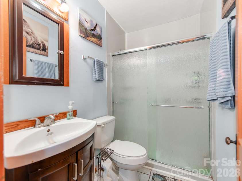 734 Tanglewood Drive, Salisbury, NC 28144.  MLS# CAR4428213, YatesRealty ID 25607. 