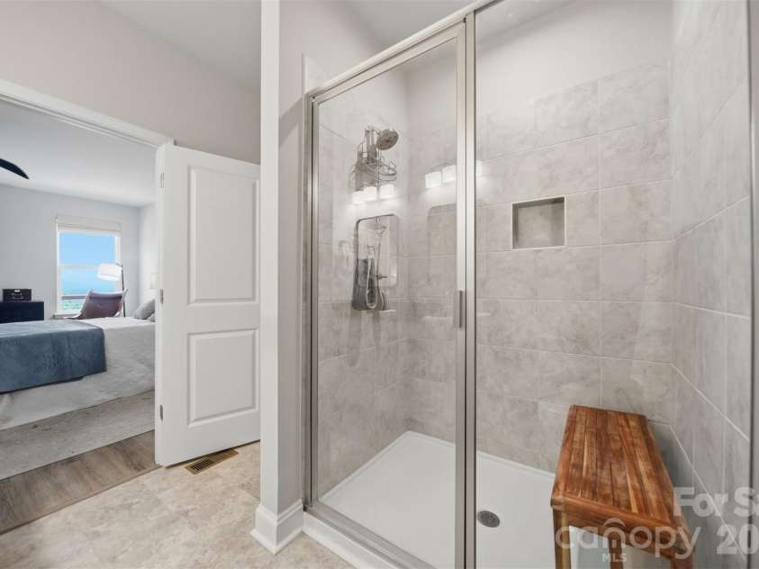 3346 Stones Throw Circle, Valdese, NC 28690.  MLS# CAR4380391, YatesRealty ID 25608. 