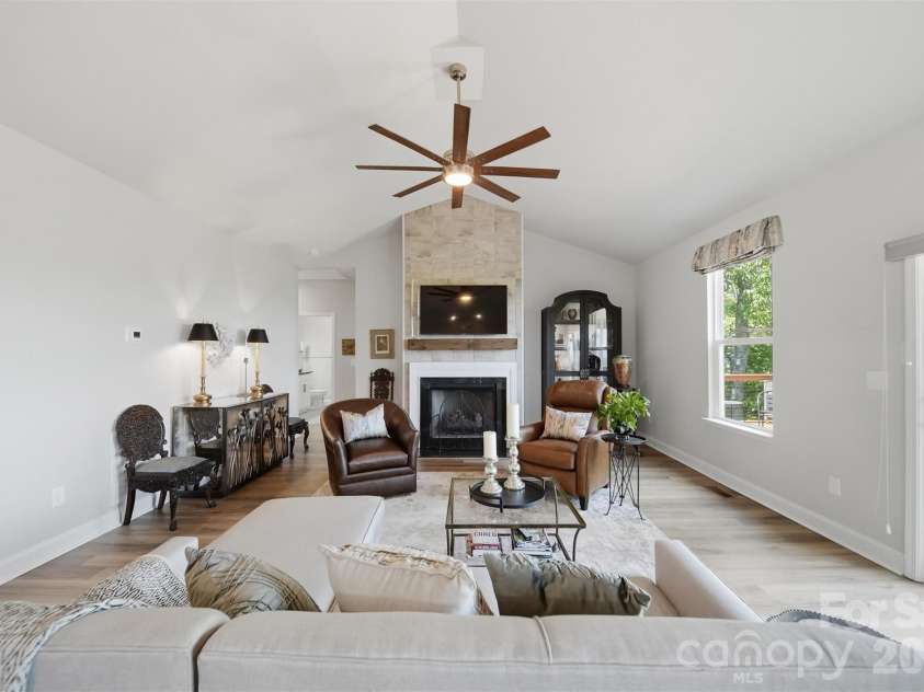 3346 Stones Throw Circle, Valdese, NC 28690.  MLS# CAR4380391, YatesRealty ID 25608. 