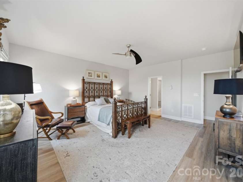 3346 Stones Throw Circle, Valdese, NC 28690.  MLS# CAR4380391, YatesRealty ID 25608. 