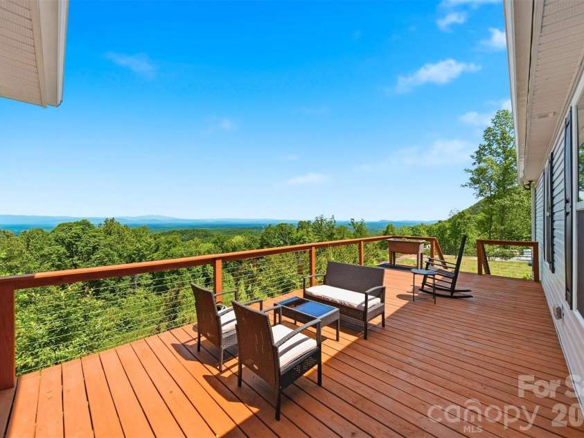 3346 Stones Throw Circle, Valdese, NC 28690.  MLS# CAR4380391, YatesRealty ID 25608. 