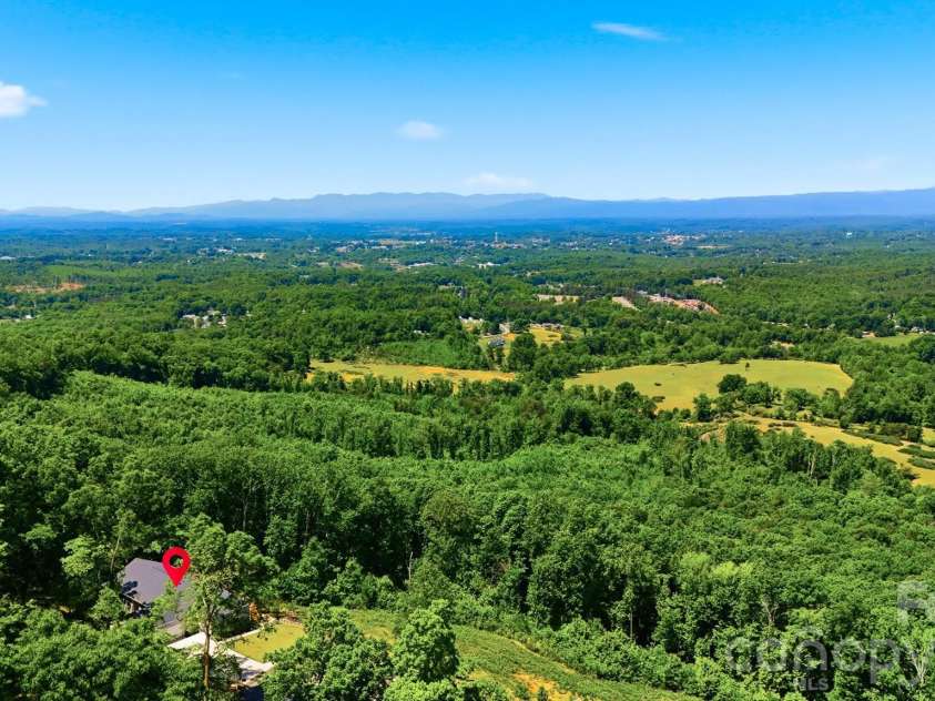 3346 Stones Throw Circle, Valdese, NC 28690.  MLS# CAR4380391, YatesRealty ID 25608. 