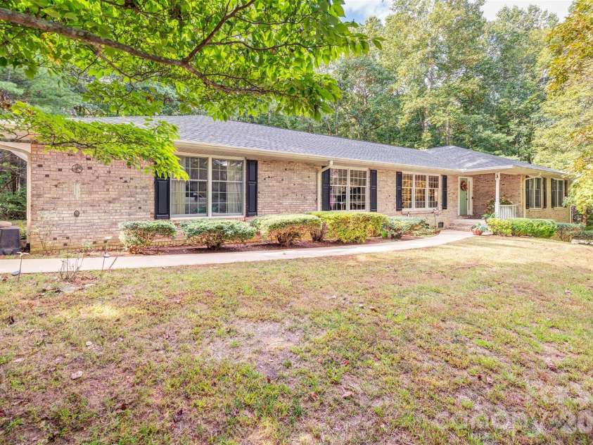 3 Sunningdale Drive, Flat Rock, NC 28731.  MLS# CAR4371560, YatesRealty ID 25611. Front