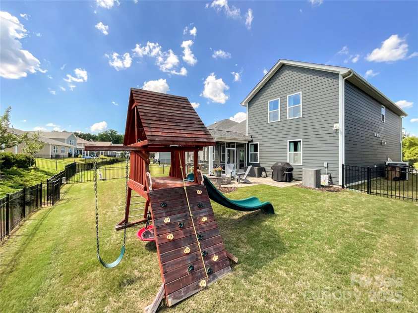 1024 Laggan Lane, Indian Trail, NC 28079.  MLS# CAR4278403, YatesRealty ID 25612. 