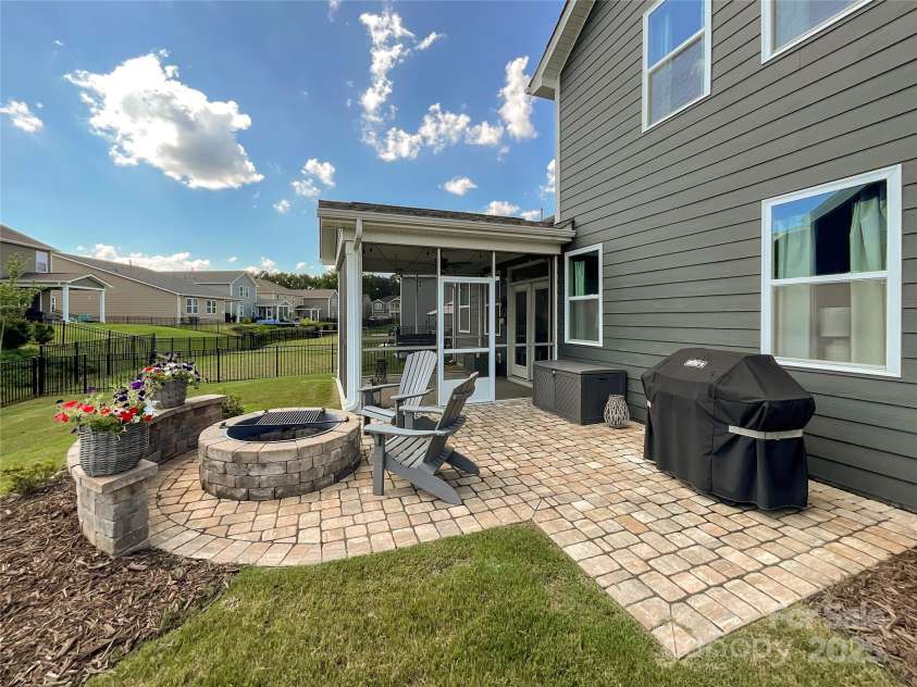 1024 Laggan Lane, Indian Trail, NC 28079.  MLS# CAR4278403, YatesRealty ID 25612. 