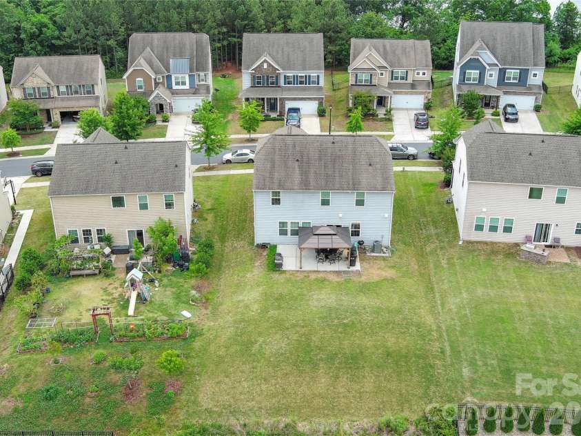 16016 Harbor Hill Drive, Charlotte, NC 28273.  MLS# CAR4382317, YatesRealty ID 25614. 