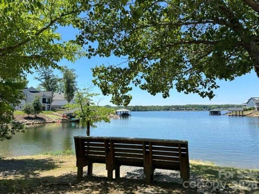 278/280 Lake Tillery Trail, Mount Gilead, NC 27306.  MLS# CAR4383104, YatesRealty ID 25618. 