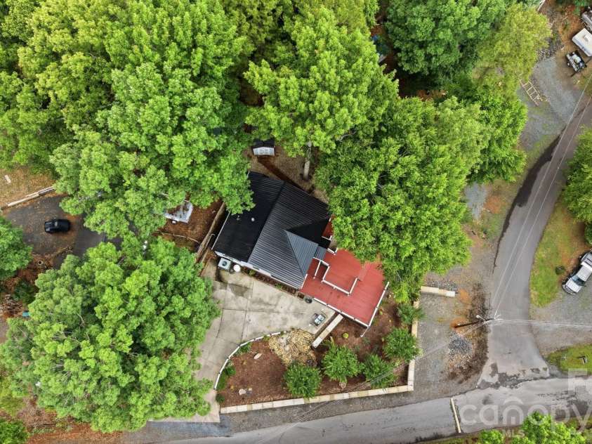 278/280 Lake Tillery Trail, Mount Gilead, NC 27306.  MLS# CAR4383104, YatesRealty ID 25618. 