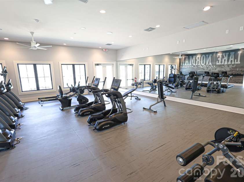 5015 TWIN RIVER Drive, Denver, NC 28037.  MLS# CAR4365162, YatesRealty ID 25619. 
