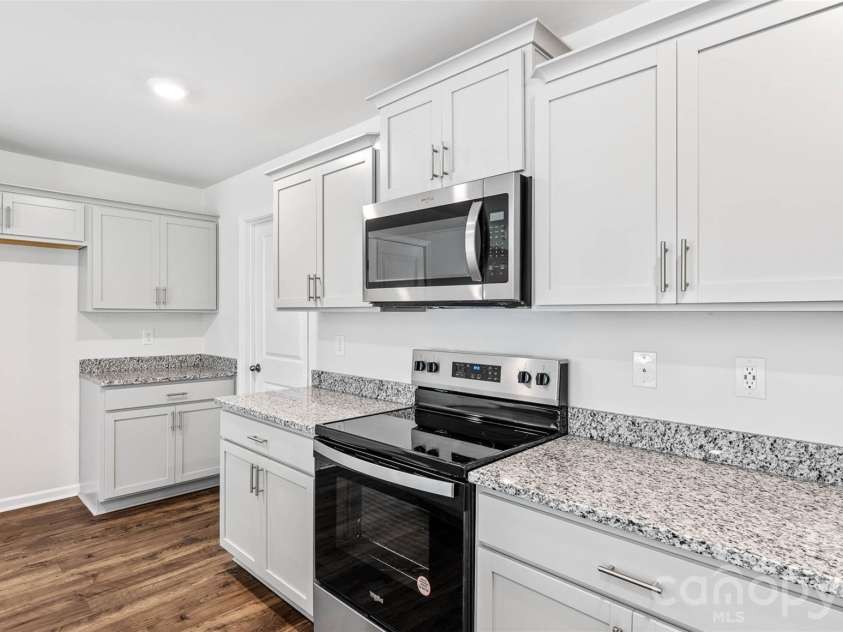 129 Lauren Lane, Hendersonville, NC 28792.  MLS# CAR4338001, YatesRealty ID 2562. Photos are representative