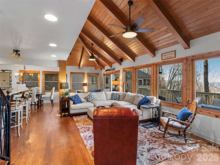 71 Ivy Ridge Road, Burnsville, NC 28714.  MLS# CAR4334106, YatesRealty ID 2562. 
