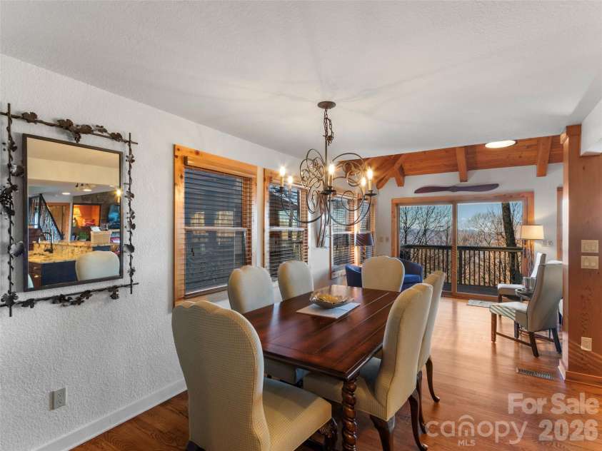 71 Ivy Ridge Road, Burnsville, NC 28714.  MLS# CAR4334106, YatesRealty ID 2562. 