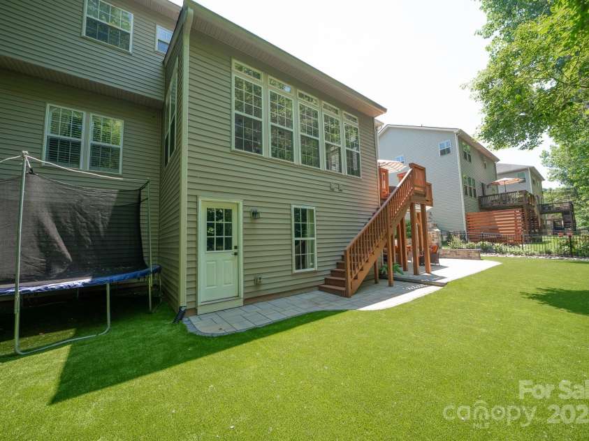 1125 Victoria Blake Lane, Belmont, NC 28012.  MLS# CAR4274156, YatesRealty ID 25620. 