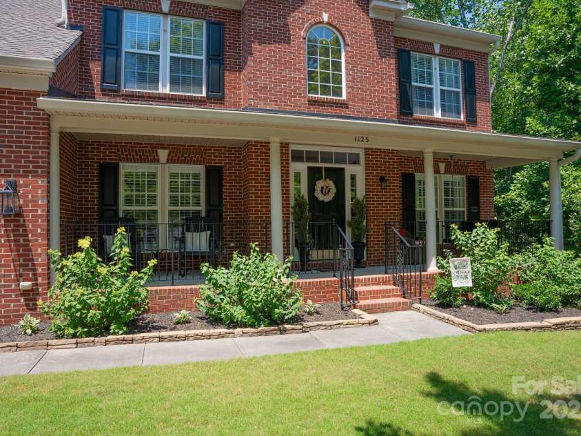 1125 Victoria Blake Lane, Belmont, NC 28012.  MLS# CAR4274156, YatesRealty ID 25620. 