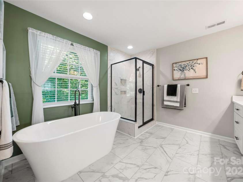 1125 Victoria Blake Lane, Belmont, NC 28012.  MLS# CAR4274156, YatesRealty ID 25620. 