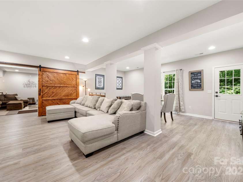 1125 Victoria Blake Lane, Belmont, NC 28012.  MLS# CAR4274156, YatesRealty ID 25620. 