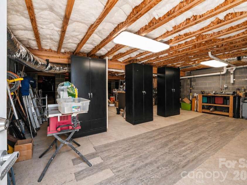 209 Holdsworth Drive, Mount Holly, NC 28120.  MLS# CAR4376707, YatesRealty ID 25620. 