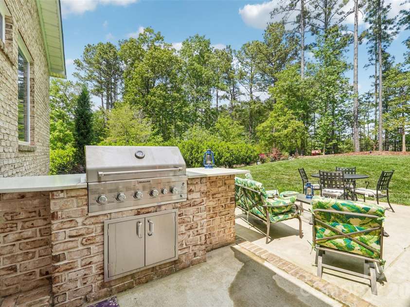 209 Holdsworth Drive, Mount Holly, NC 28120.  MLS# CAR4376707, YatesRealty ID 25620. 