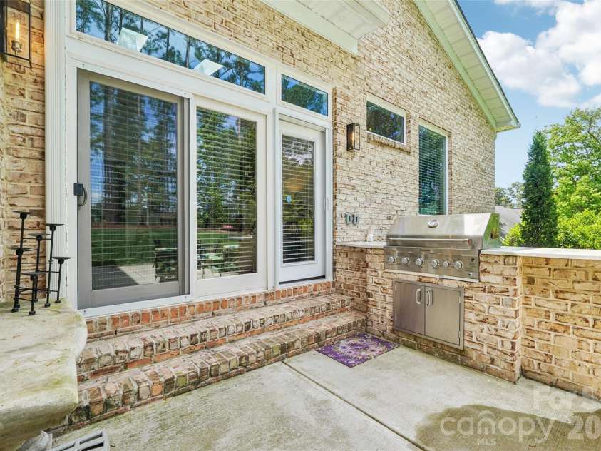 209 Holdsworth Drive, Mount Holly, NC 28120.  MLS# CAR4376707, YatesRealty ID 25620. 