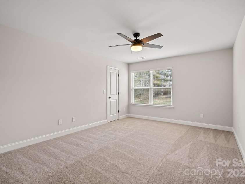 12526 Susanna Drive, Charlotte, NC 28214.  MLS# CAR4268008, YatesRealty ID 25622. 