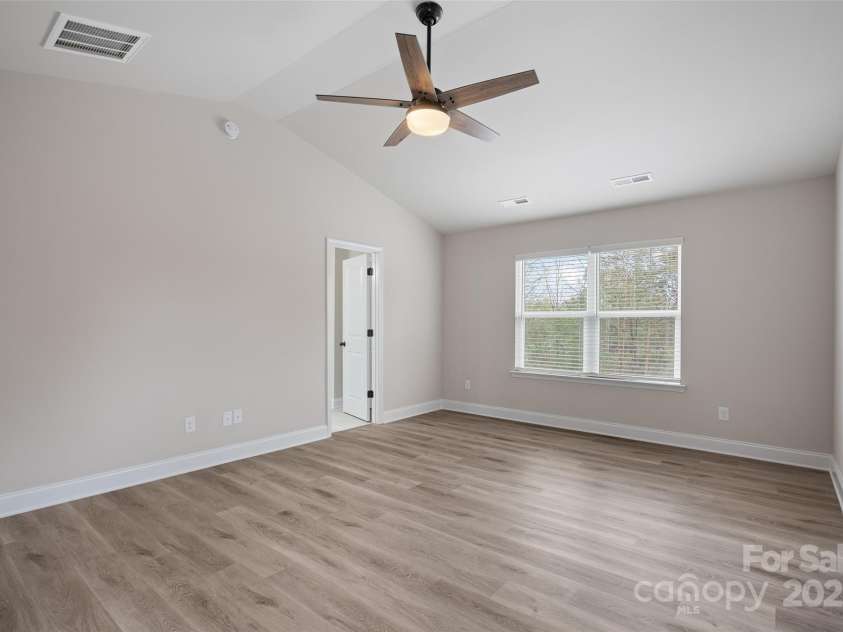 12526 Susanna Drive, Charlotte, NC 28214.  MLS# CAR4268008, YatesRealty ID 25622. Master bedroom will have carpet.
