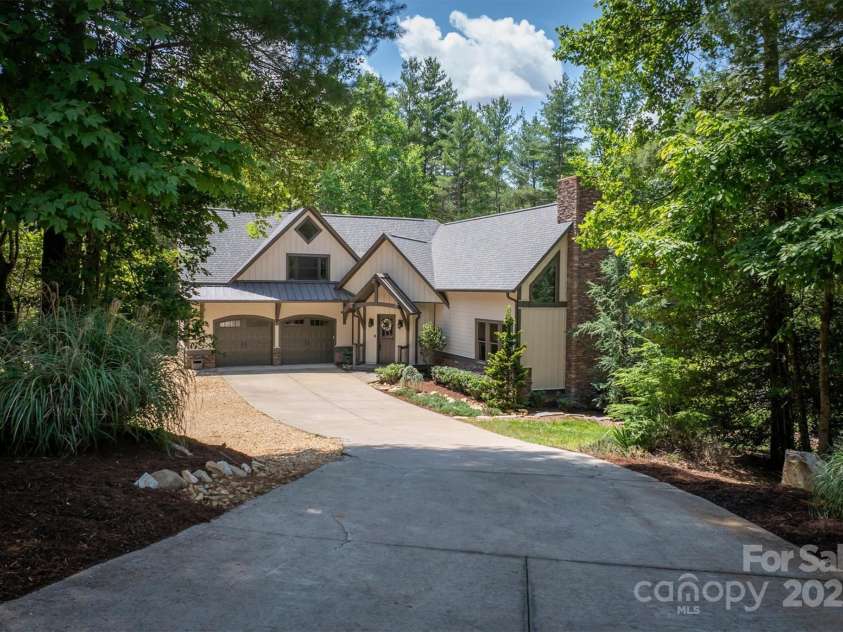 2243 Cottage Park Road, Morganton, NC 28655.  MLS# CAR4261017, YatesRealty ID 25623. 