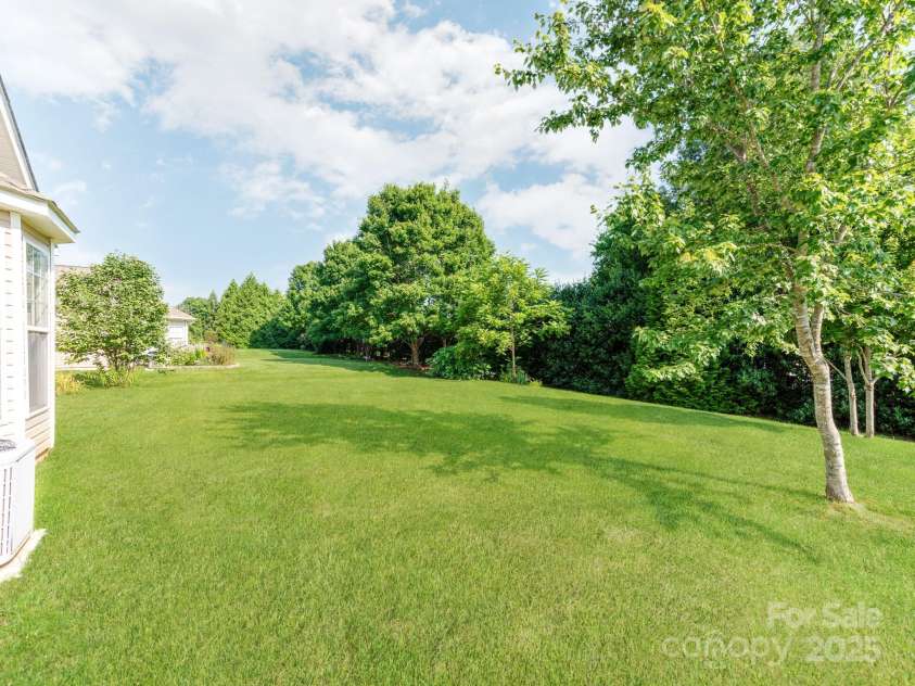 15001 Rosemary Way Drive, Huntersville, NC 28078.  MLS# CAR4260853, YatesRealty ID 25624. 