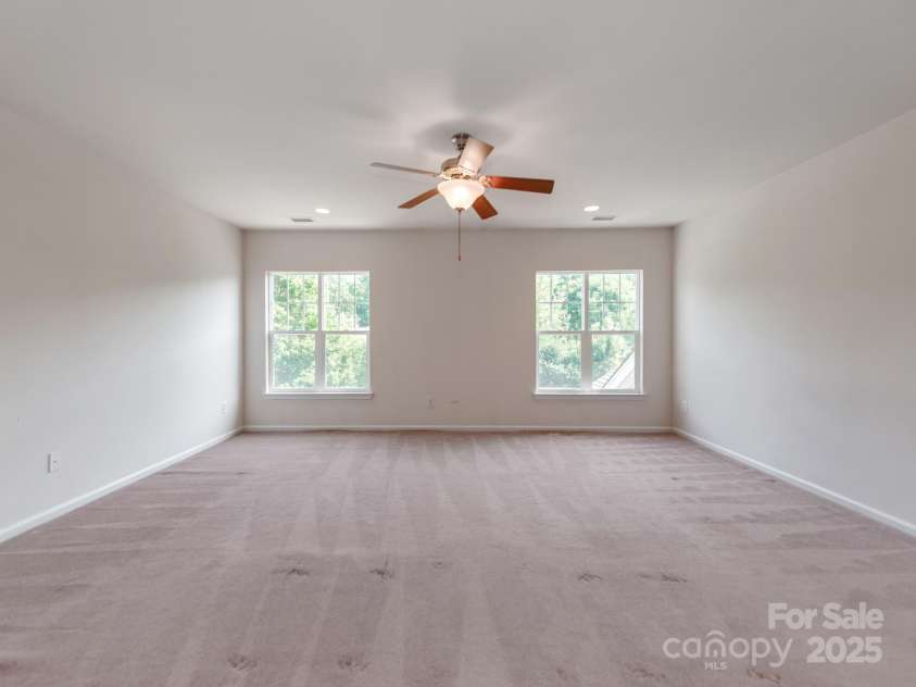 15001 Rosemary Way Drive, Huntersville, NC 28078.  MLS# CAR4260853, YatesRealty ID 25624. Bonus