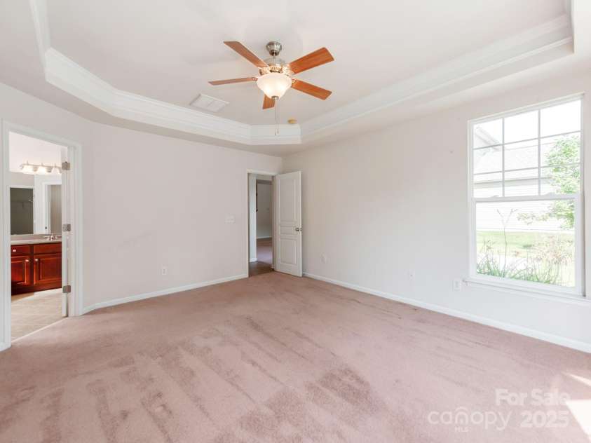 15001 Rosemary Way Drive, Huntersville, NC 28078.  MLS# CAR4260853, YatesRealty ID 25624. Primary Bedroom contd