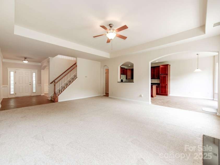 15001 Rosemary Way Drive, Huntersville, NC 28078.  MLS# CAR4308571, YatesRealty ID 25624. Family Room Open to Kitchen