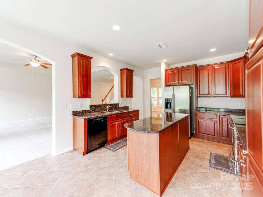 15001 Rosemary Way Drive, Huntersville, NC 28078.  MLS# CAR4308571, YatesRealty ID 25624. Nice Cherry Cabinets...