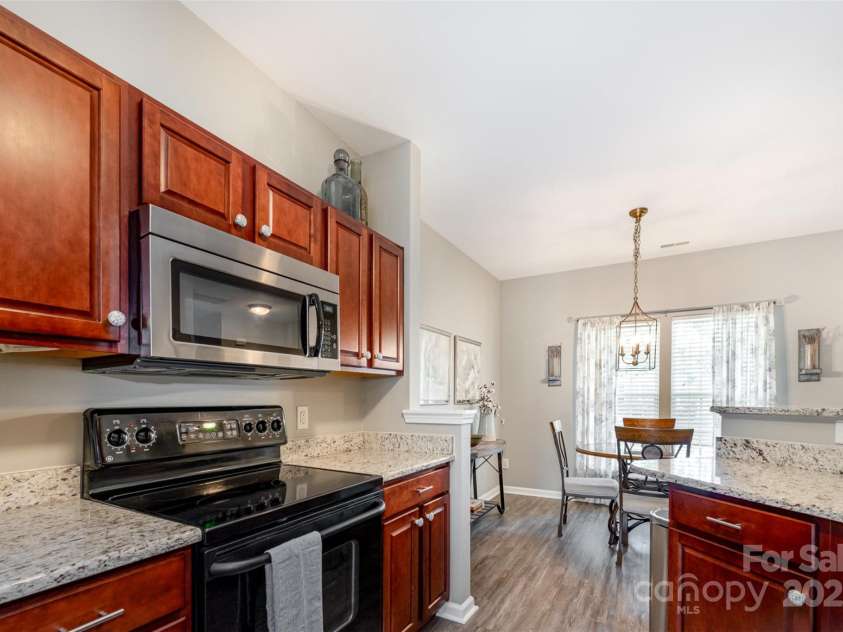 4939 Sunburst Lane, Charlotte, NC 28213.  MLS# CAR4267866, YatesRealty ID 25626. 