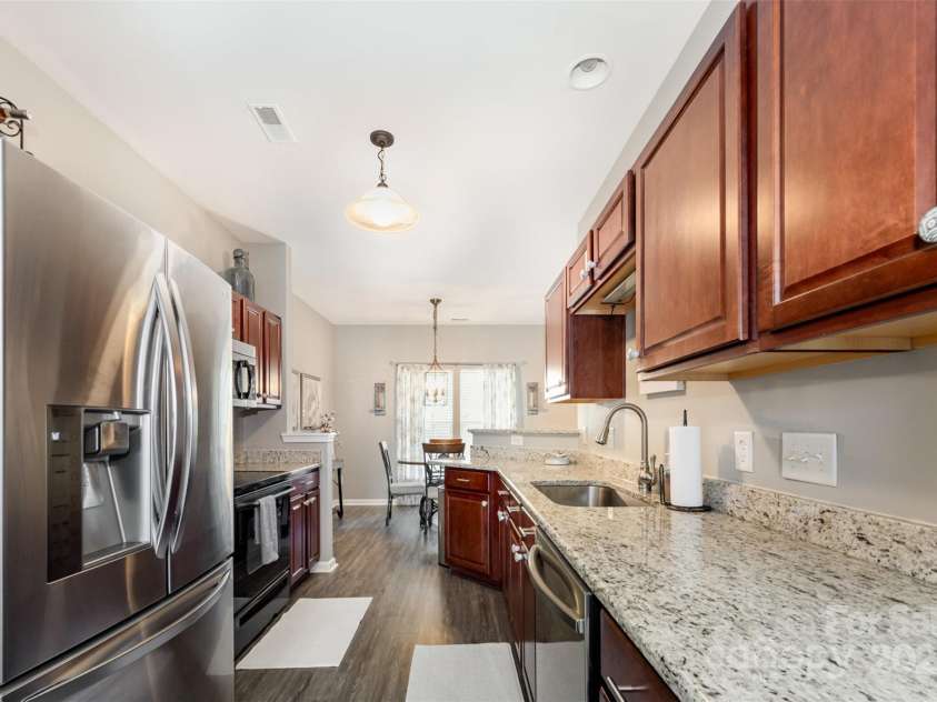 4939 Sunburst Lane, Charlotte, NC 28213.  MLS# CAR4267866, YatesRealty ID 25626. 