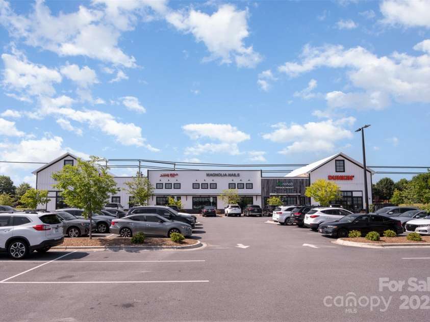 4939 Sunburst Lane, Charlotte, NC 28213.  MLS# CAR4267866, YatesRealty ID 25626. 