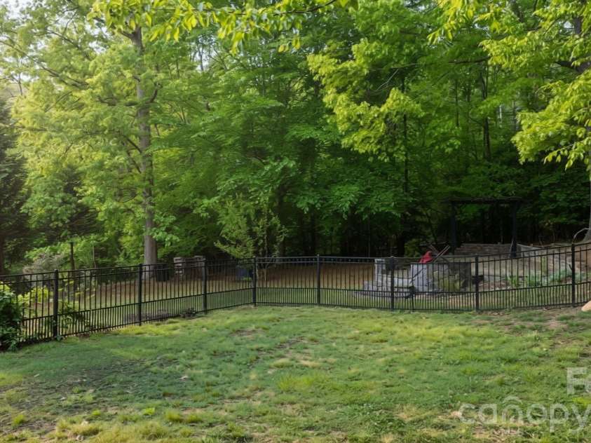 1011 Cambridge Court, Lenoir, NC 28645.  MLS# CAR4374867, YatesRealty ID 25627. 