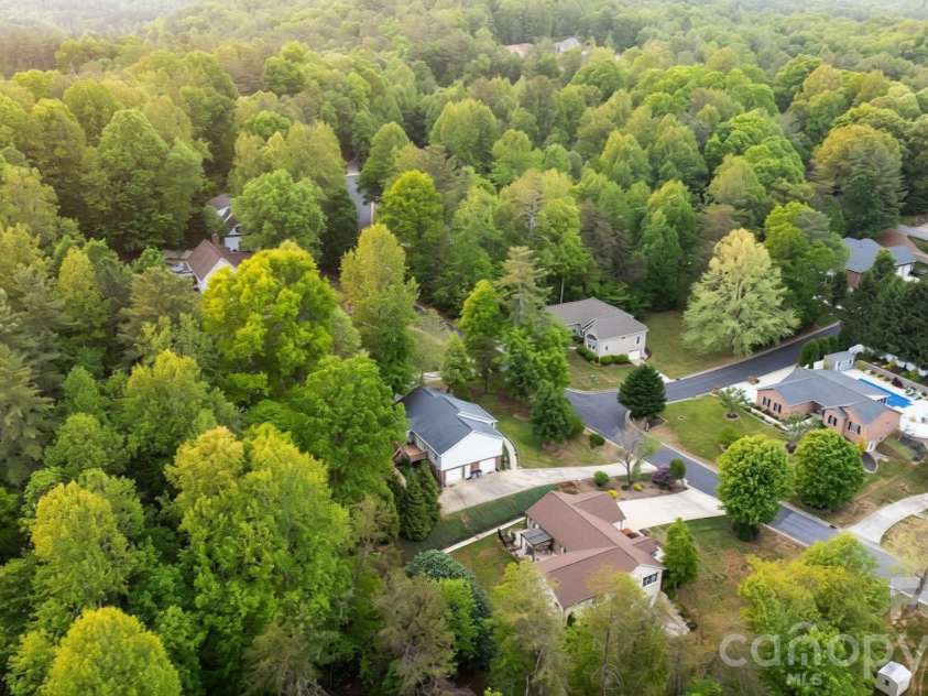 1011 Cambridge Court, Lenoir, NC 28645.  MLS# CAR4374867, YatesRealty ID 25627. 