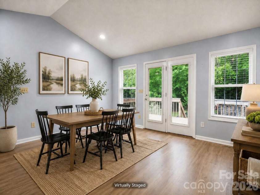 1011 Cambridge Court, Lenoir, NC 28645.  MLS# CAR4374867, YatesRealty ID 25627. 