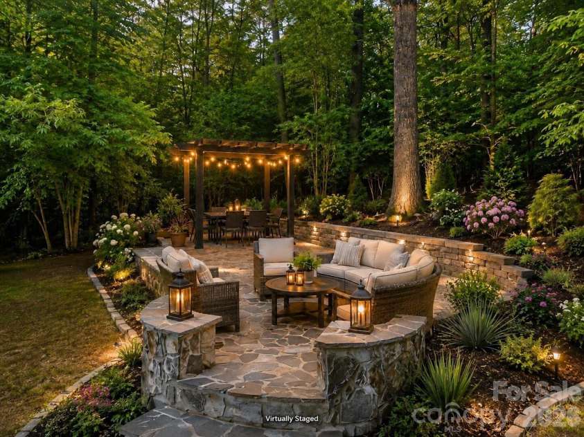 1011 Cambridge Court, Lenoir, NC 28645.  MLS# CAR4374867, YatesRealty ID 25627. 