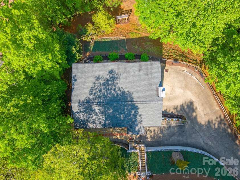 531 Reserve Road, Franklin, NC 28734.  MLS# CAR4378159, YatesRealty ID 25628. 