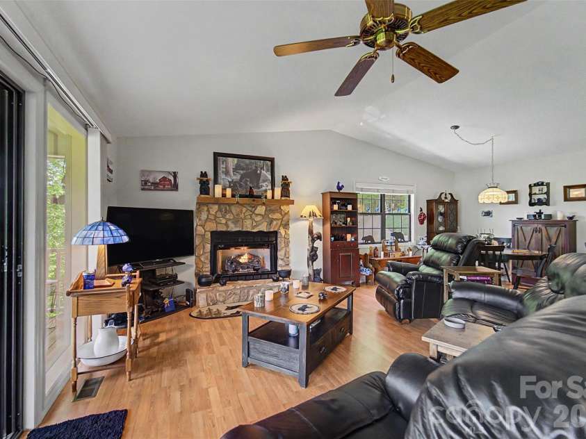 531 Reserve Road, Franklin, NC 28734.  MLS# CAR4378159, YatesRealty ID 25628. 