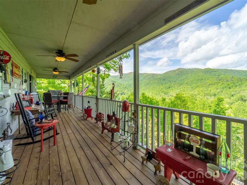 531 Reserve Road, Franklin, NC 28734.  MLS# CAR4378159, YatesRealty ID 25628. 