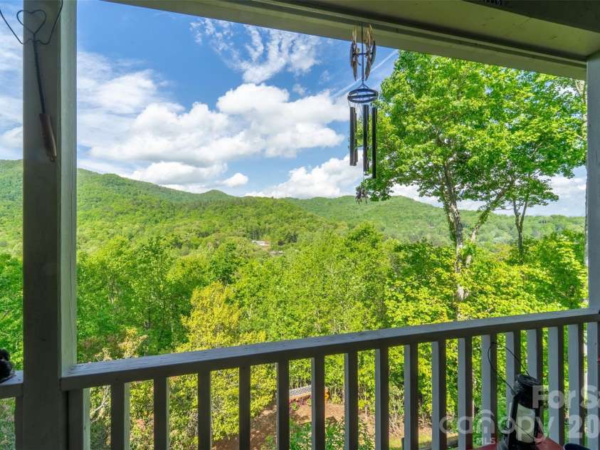 531 Reserve Road, Franklin, NC 28734.  MLS# CAR4378159, YatesRealty ID 25628. 