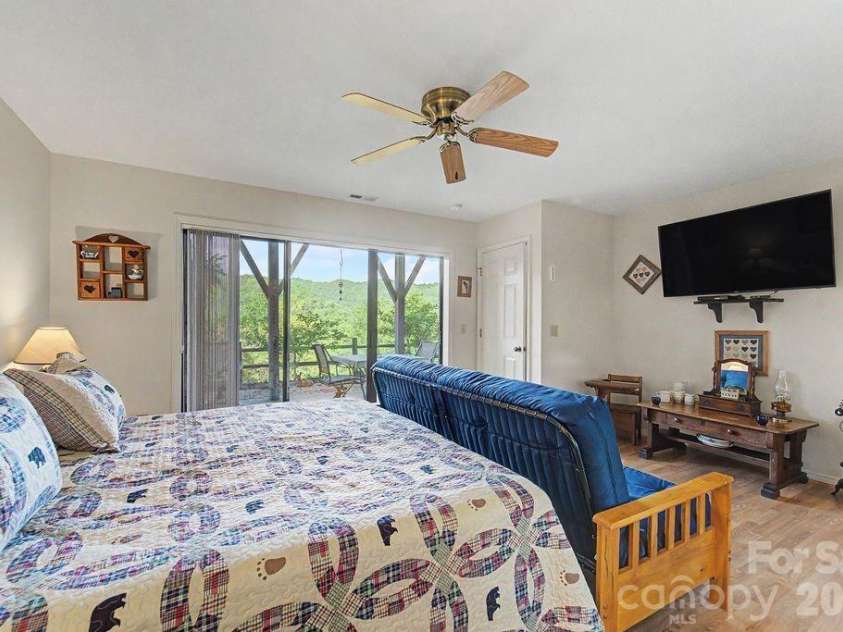 531 Reserve Road, Franklin, NC 28734.  MLS# CAR4378159, YatesRealty ID 25628. 