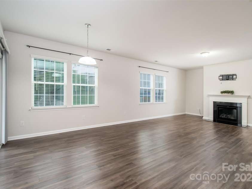 150 Morehouse Avenue, Mooresville, NC 28117.  MLS# CAR4264597, YatesRealty ID 25629. Dining Area And Great Room