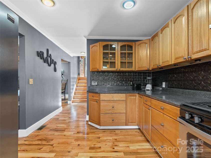 156 Deer Run Road, Canton, NC 28716.  MLS# CAR4204174, YatesRealty ID 2563. 