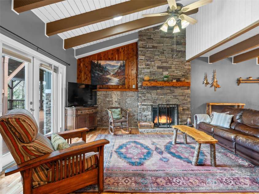 156 Deer Run Road, Canton, NC 28716.  MLS# CAR4204174, YatesRealty ID 2563. 